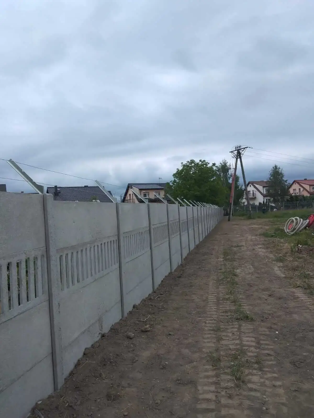 Ogrodzenie betonowe stacja elektryczna Ziebice 03