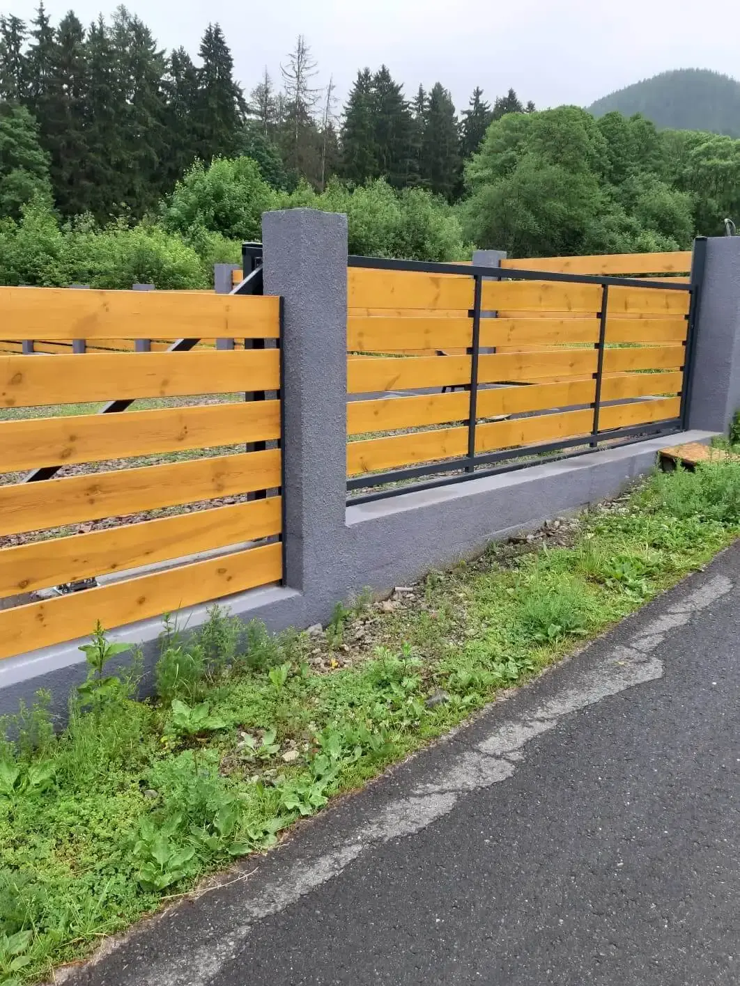 Ogrodzenie drewniano betonowe posesji Walbrzych 08