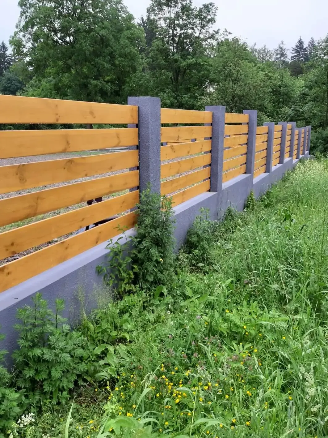 Ogrodzenie drewniano betonowe posesji Walbrzych 09