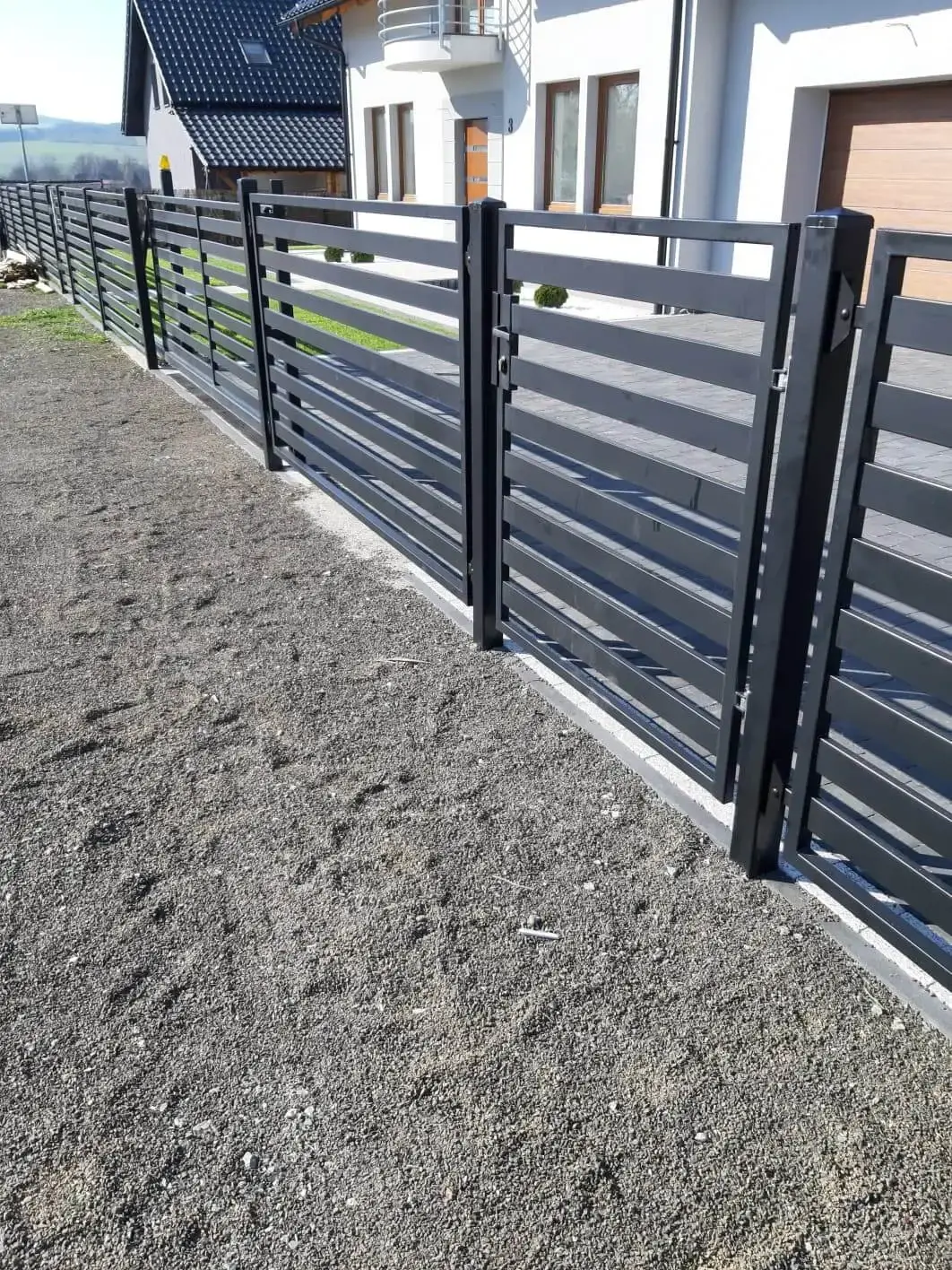 Ogrodzenie frontowe z profili poziomych Walbrzych 04