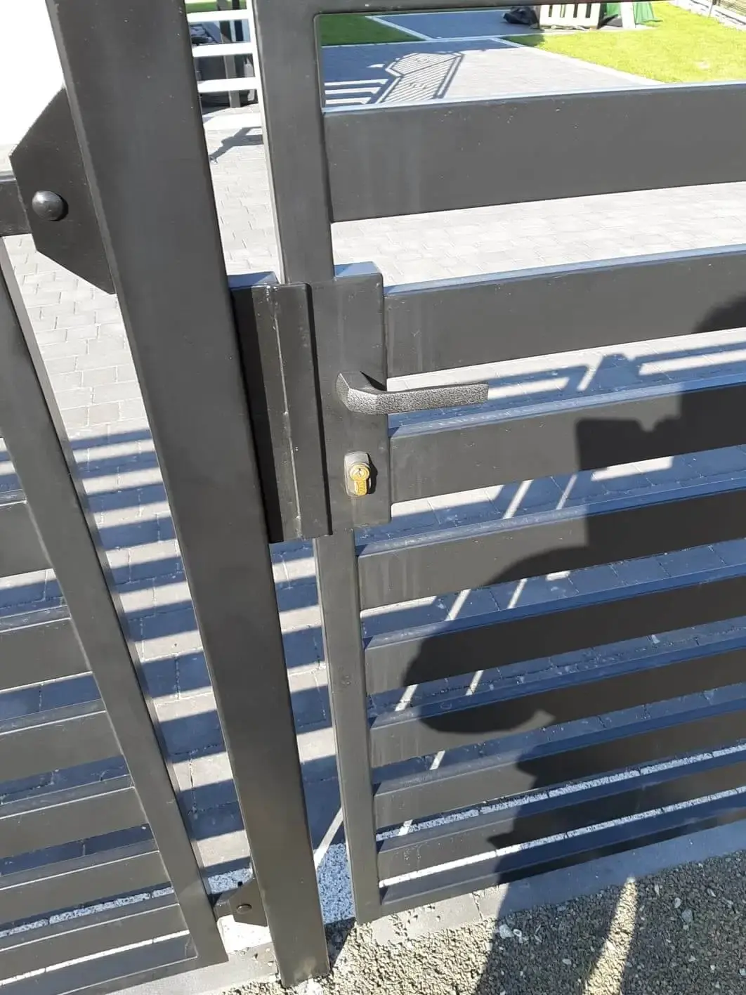 Ogrodzenie frontowe z profili poziomych Walbrzych 07