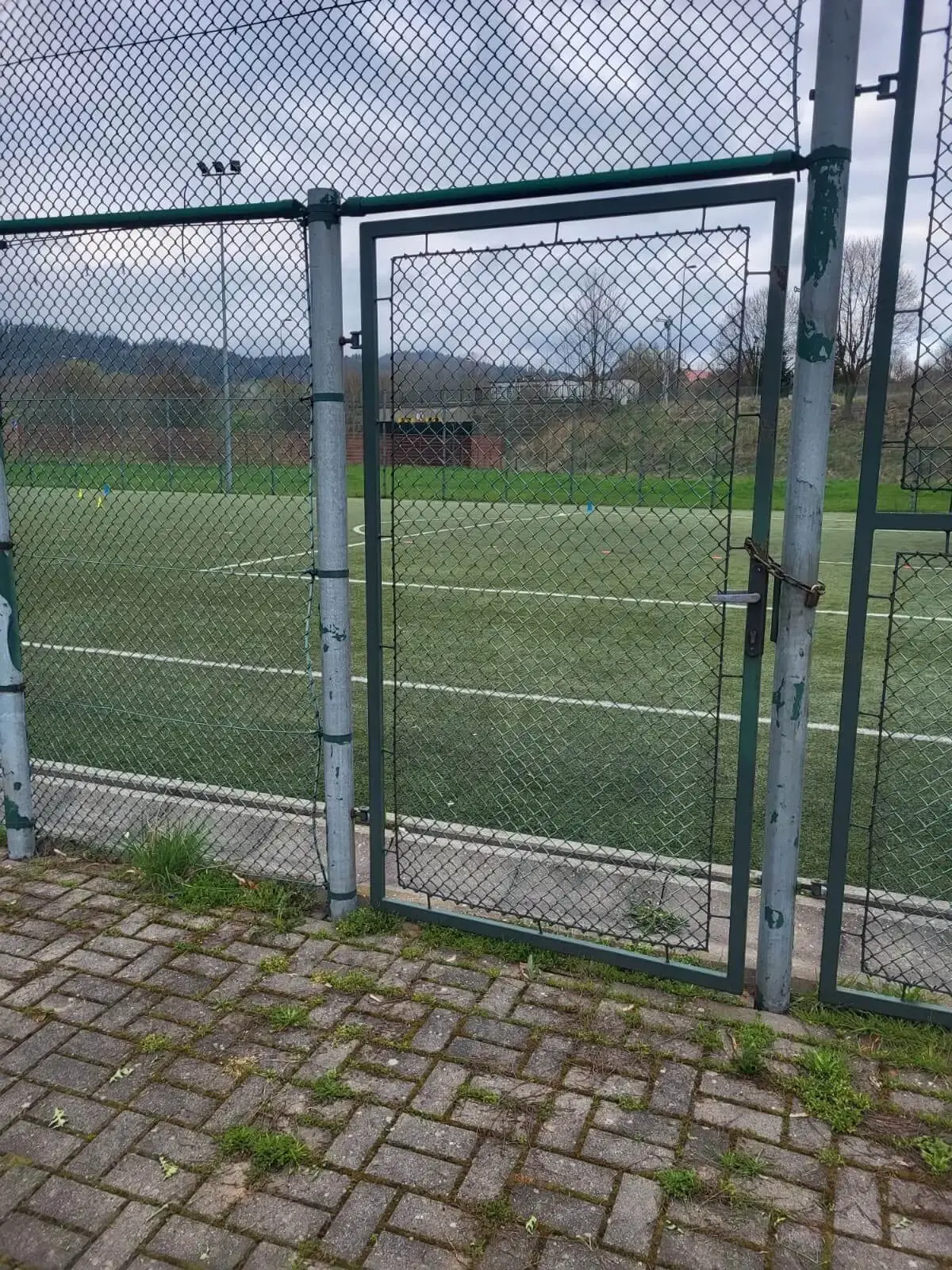 Ogrodzenie obiektow sportowych Sokolowsko i Mieroszow 06