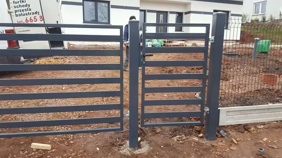 Ogrodzenie panelowe na podmurowce systemowej Walbrzych 02