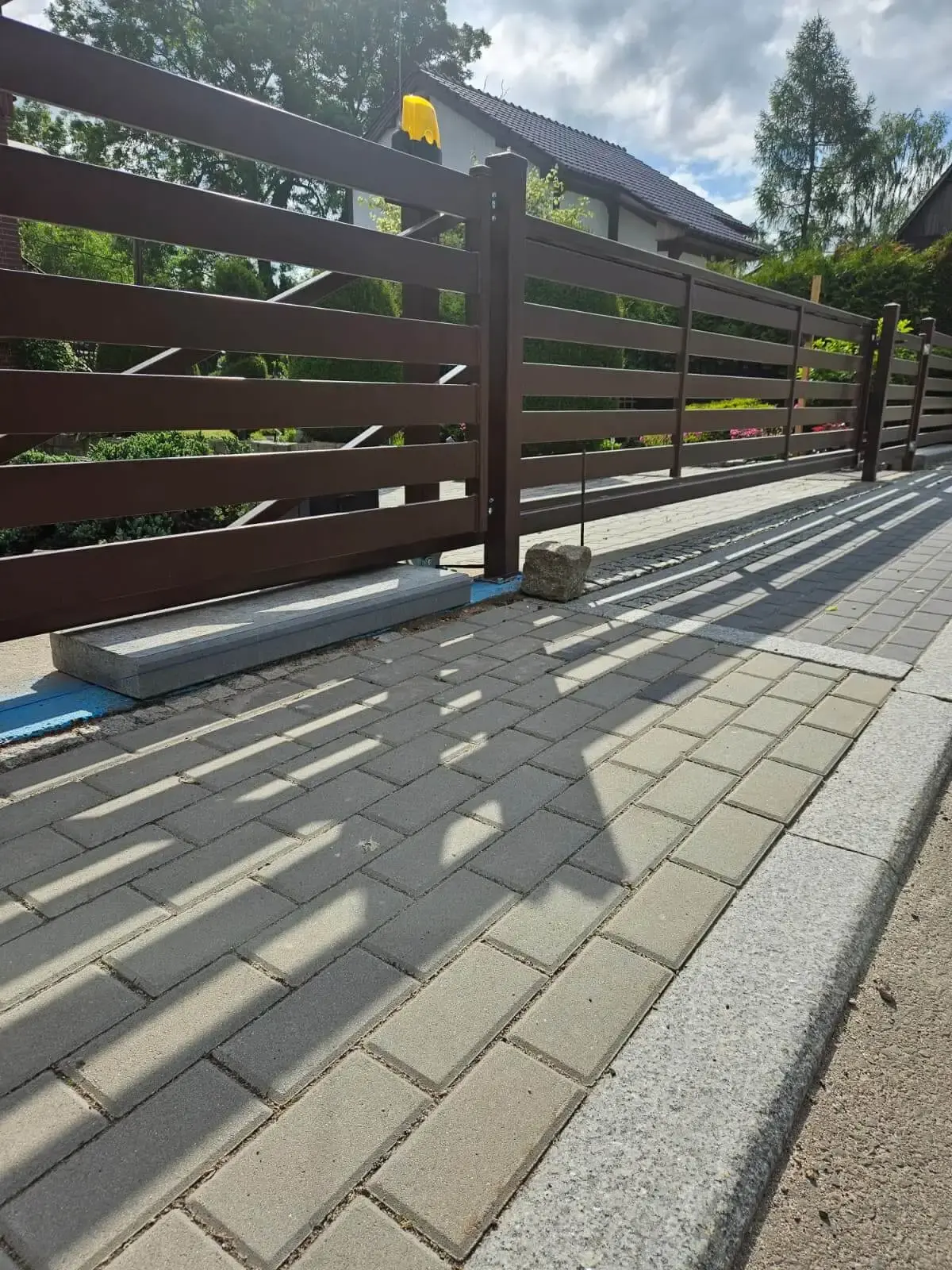Ogrodzenie z brama przesuwna na automatyce Chelmsko Slaskie 11