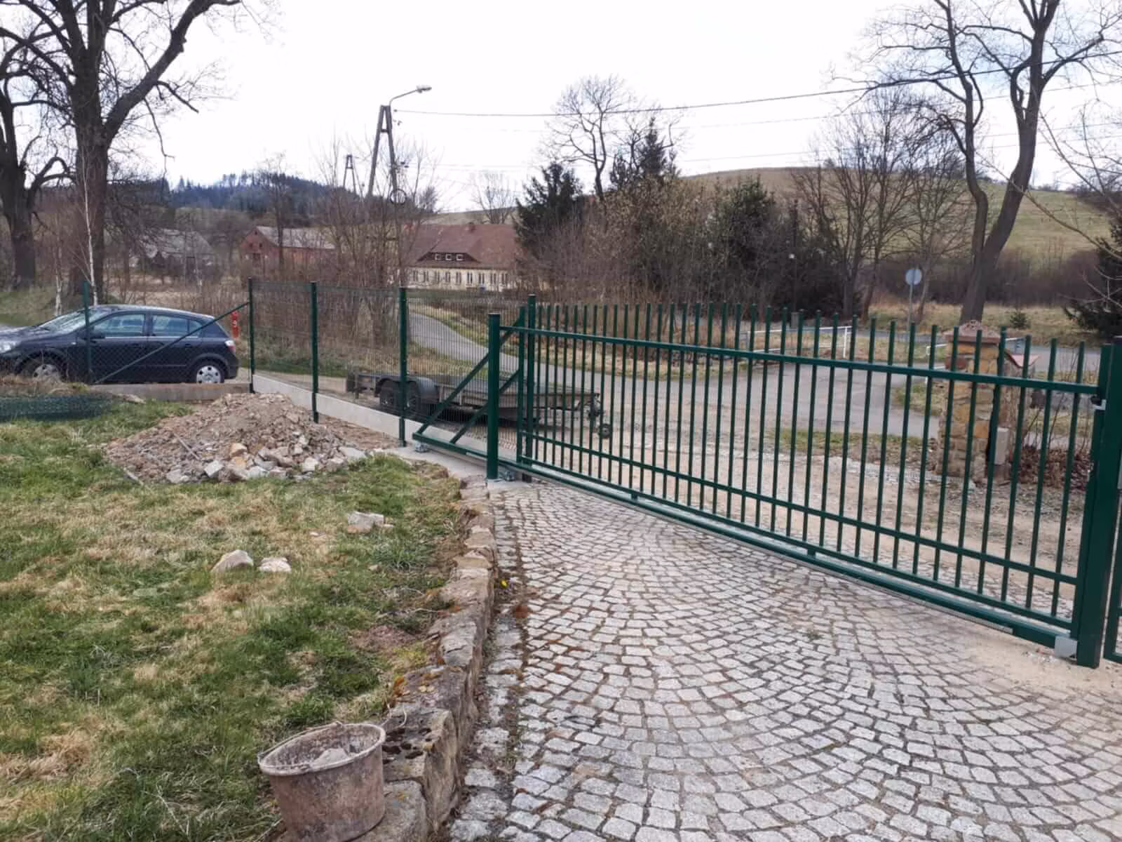 Brama przesuwna i ogrodzenie panelowe kamienna gora 01